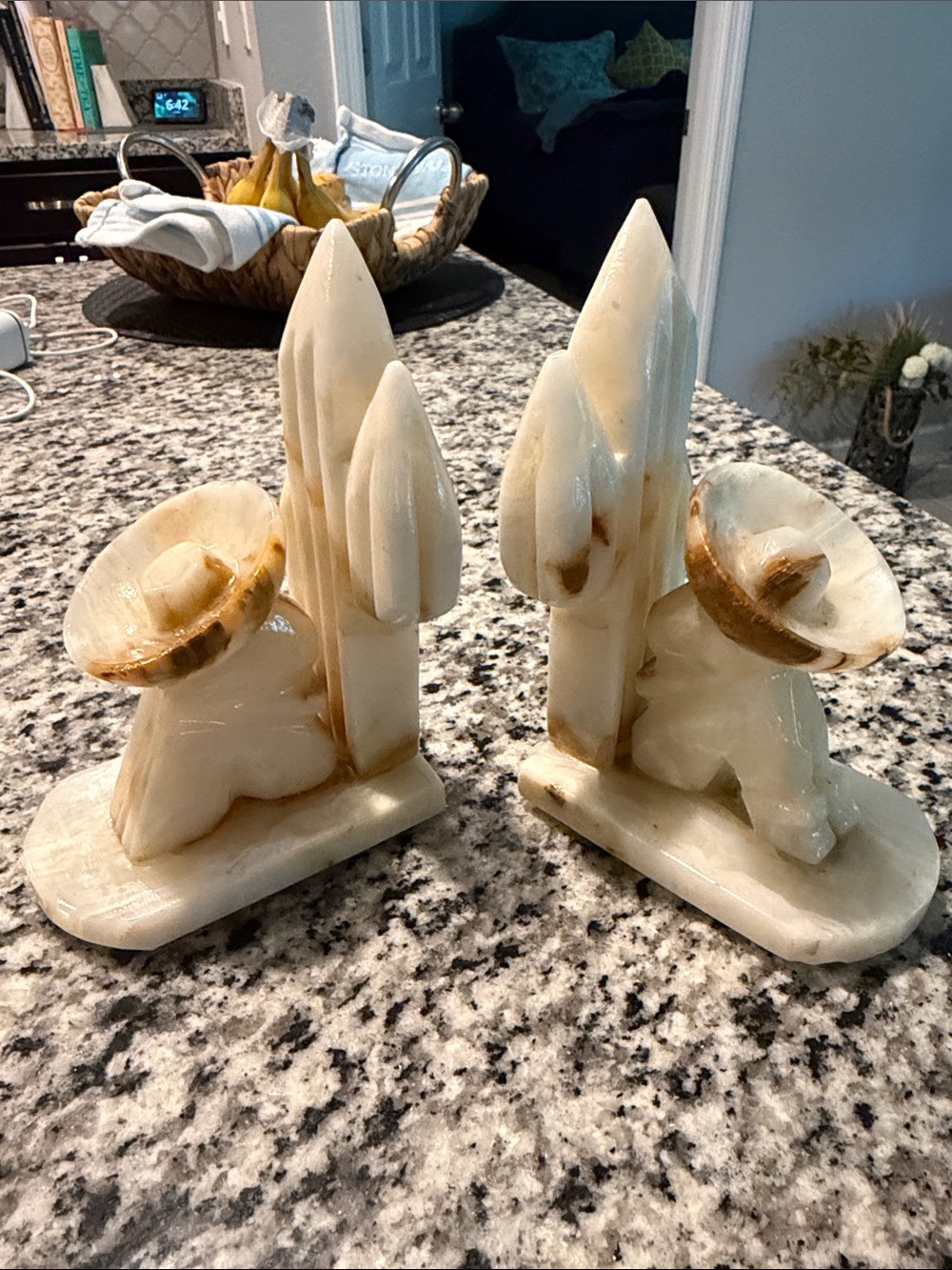 Southwestern Onyx Bookends - Picture 5 of 7